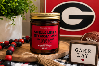 Smells Like a Georgia Win Candle – Sea Salt & Orchids (9 oz) - Dear Gigi